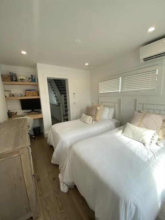 3 bed, 2 bath apartment for rent at 85 Glades, Scituate — photo 6 of 15