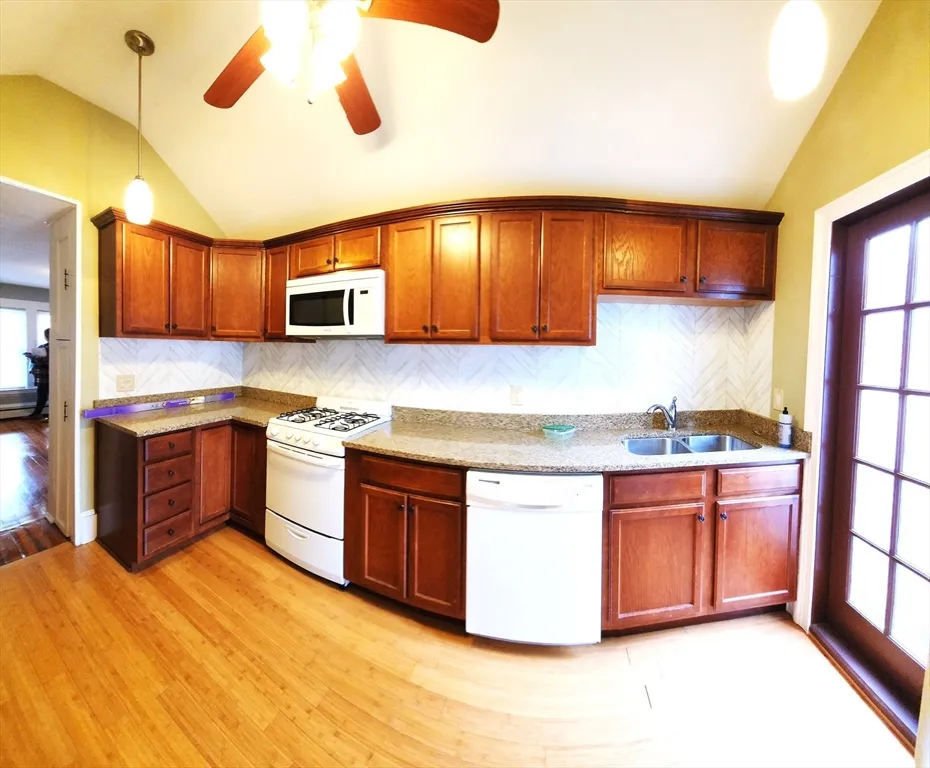 2 bed, 1 bath apartment for rent at 85 Harvey Unit 2, North Cambridge — photo 5 of 12