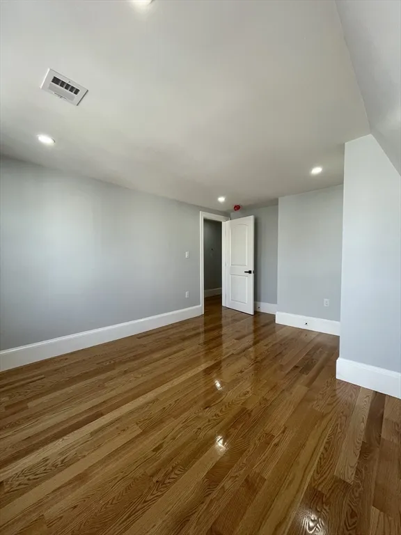 3 bed, 2 bath apartment for rent at 85 Homes Unit 3, Dorchester — photo 5 of 24