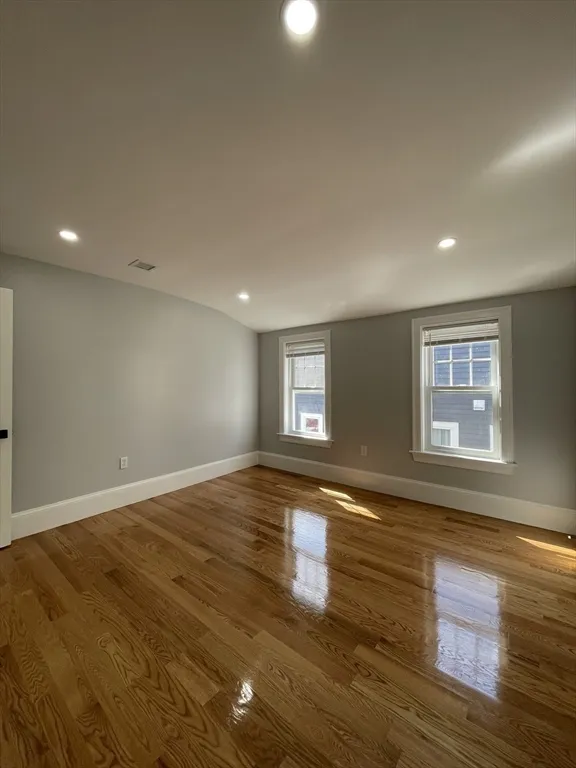 3 bed, 2 bath apartment for rent at 85 Homes Unit 3, Dorchester — photo 13 of 24