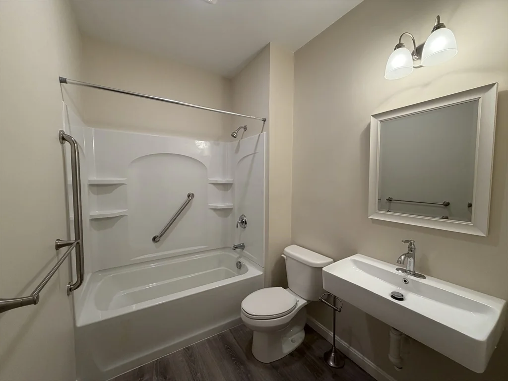 2 bed, 1 bath apartment for rent at 85 Lowell St Unit 1, Peabody — photo 12 of 17