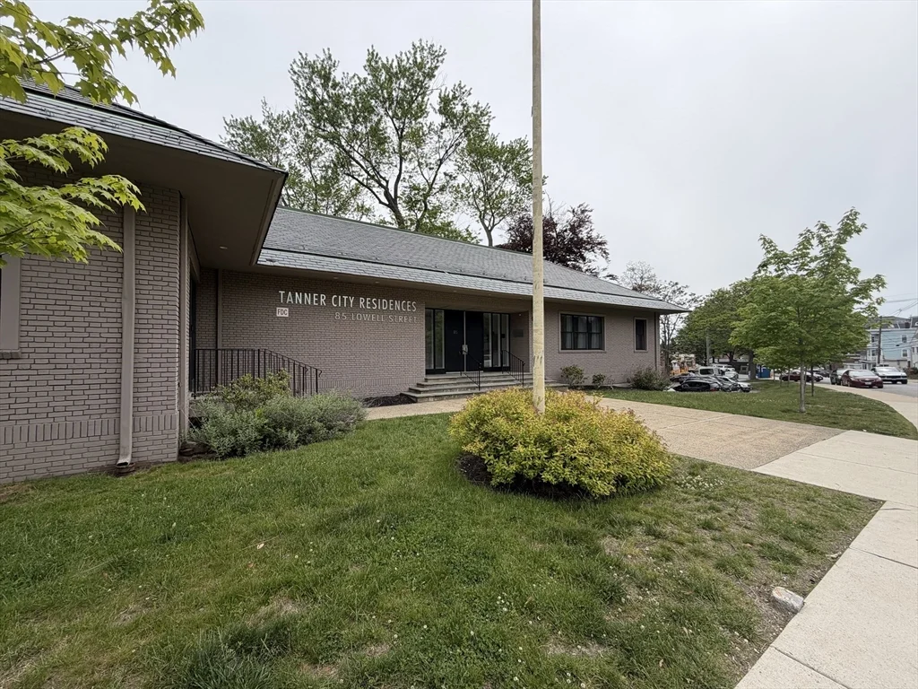 2 bed, 1 bath apartment for rent at 85 Lowell St Unit 1, Peabody — photo 17 of 17