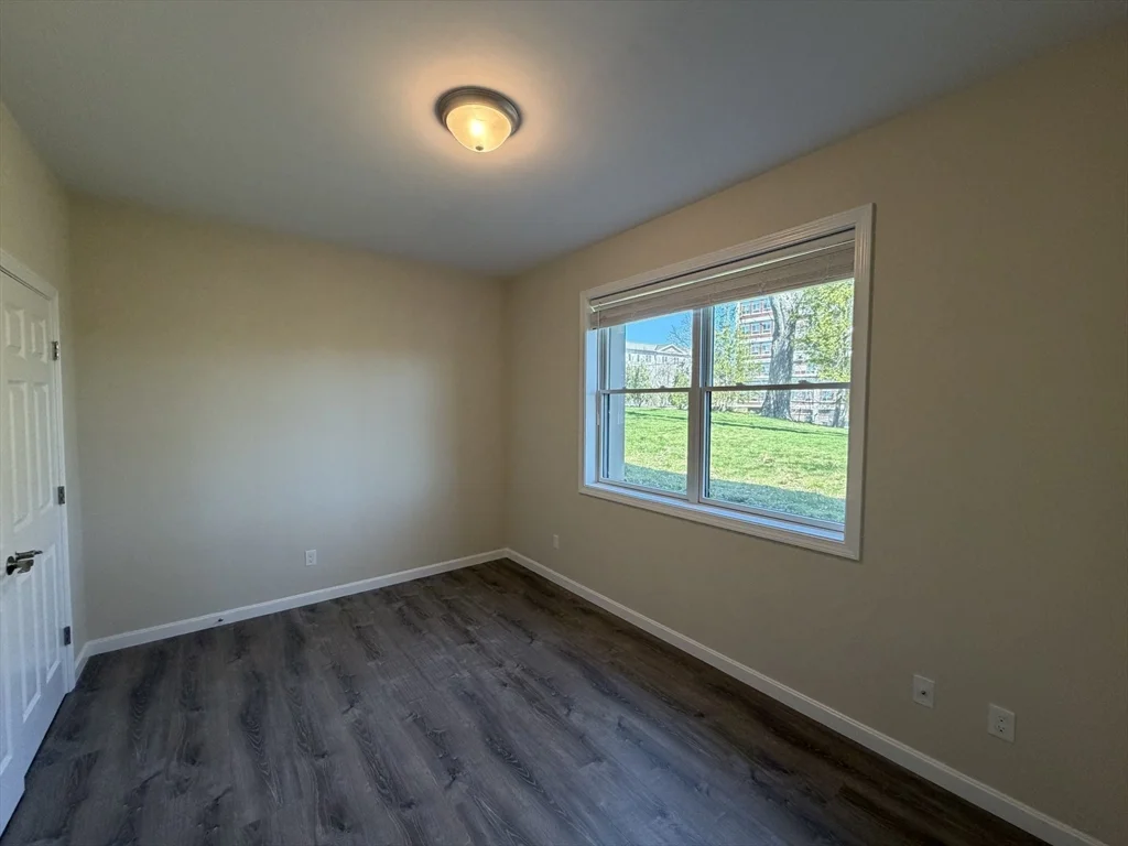 2 bed, 1 bath apartment for rent at 85 Lowell St Unit 1, Peabody — photo 10 of 17