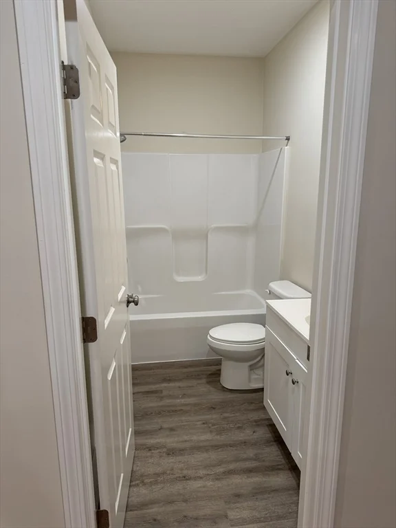 2 bed, 1 bath apartment for rent at 85 Lowell St Unit 5, Peabody — photo 9 of 16
