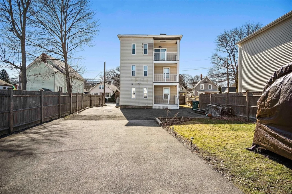 2 bed, 1 bath apartment for rent at 85 Lynnfield St Unit 2, Lynn — photo 15 of 15