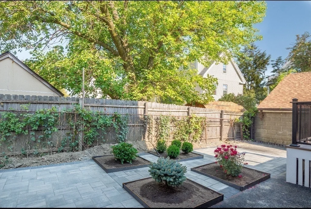 3 bed, 2 bath apartment for rent at 85 Morton Ave Unit 2, Medford — photo 18 of 18