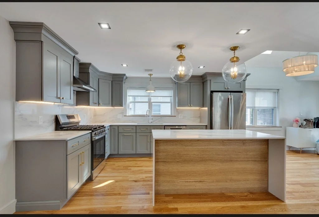 3 bed, 2 bath apartment for rent at 85 Morton Ave Unit 2, Medford — photo 3 of 18