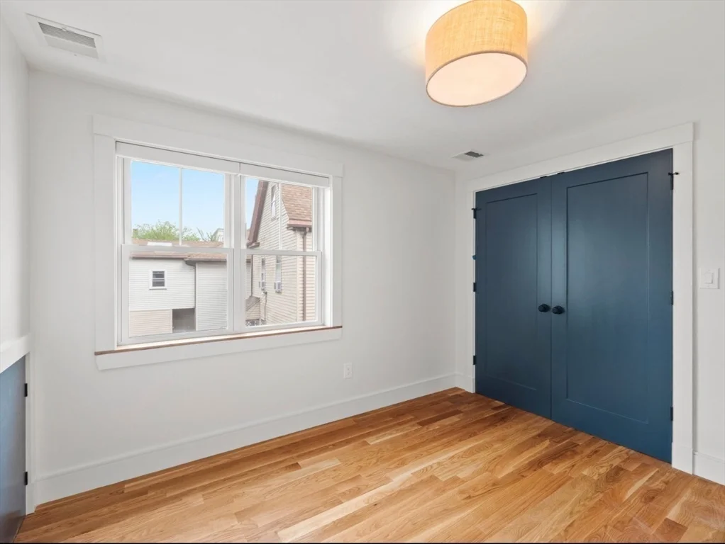3 bed, 2 bath apartment for rent at 85 Morton Ave Unit 2, Medford — photo 7 of 18