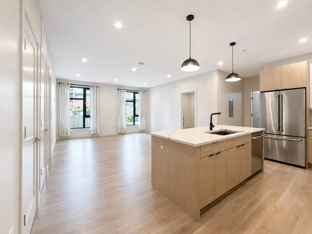 2 bed, 2 bath apartment for rent at 85 Myrtle St Unit 107, Quincy