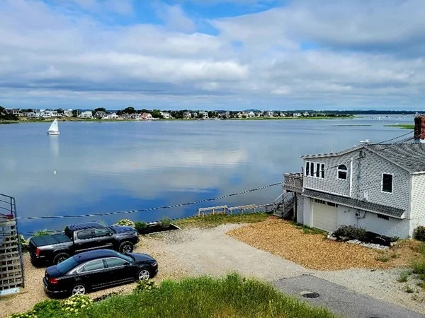 3 bed, 2 bath apartment for rent at 85 Northern Blvd Unit WINTER, Plum Island — photo 11 of 14