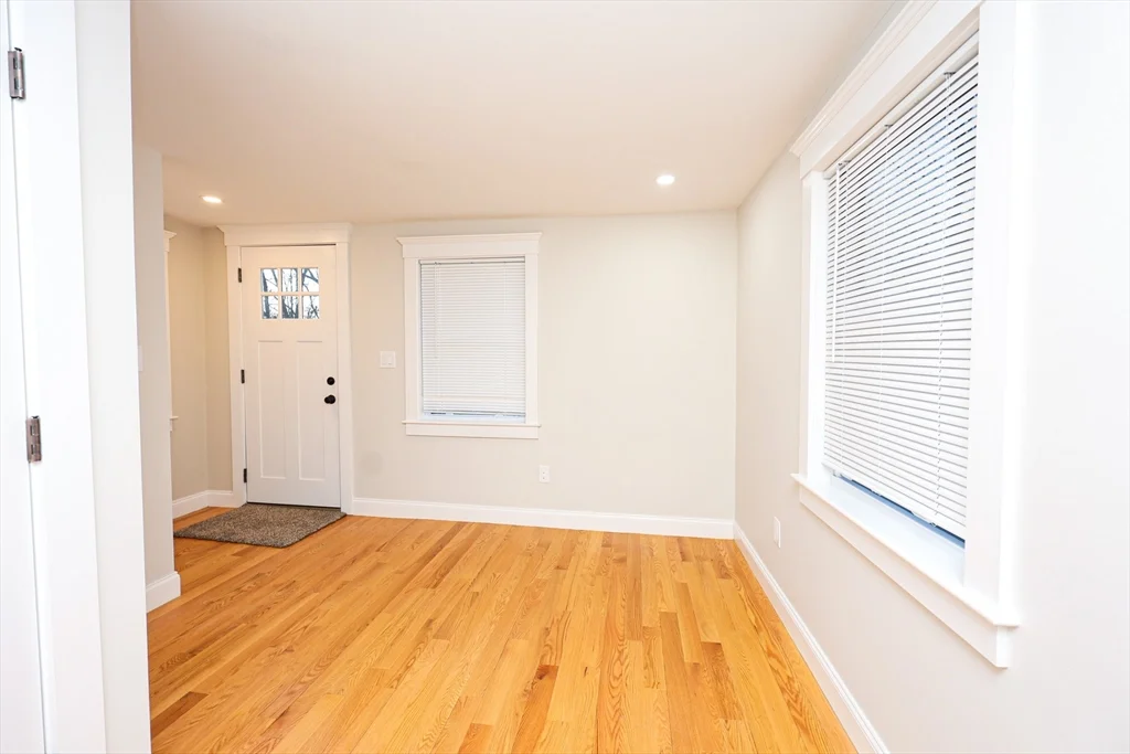 3 bed, 1 bath apartment for rent at 85 Oak St Unit 85, Randolph — photo 16 of 26