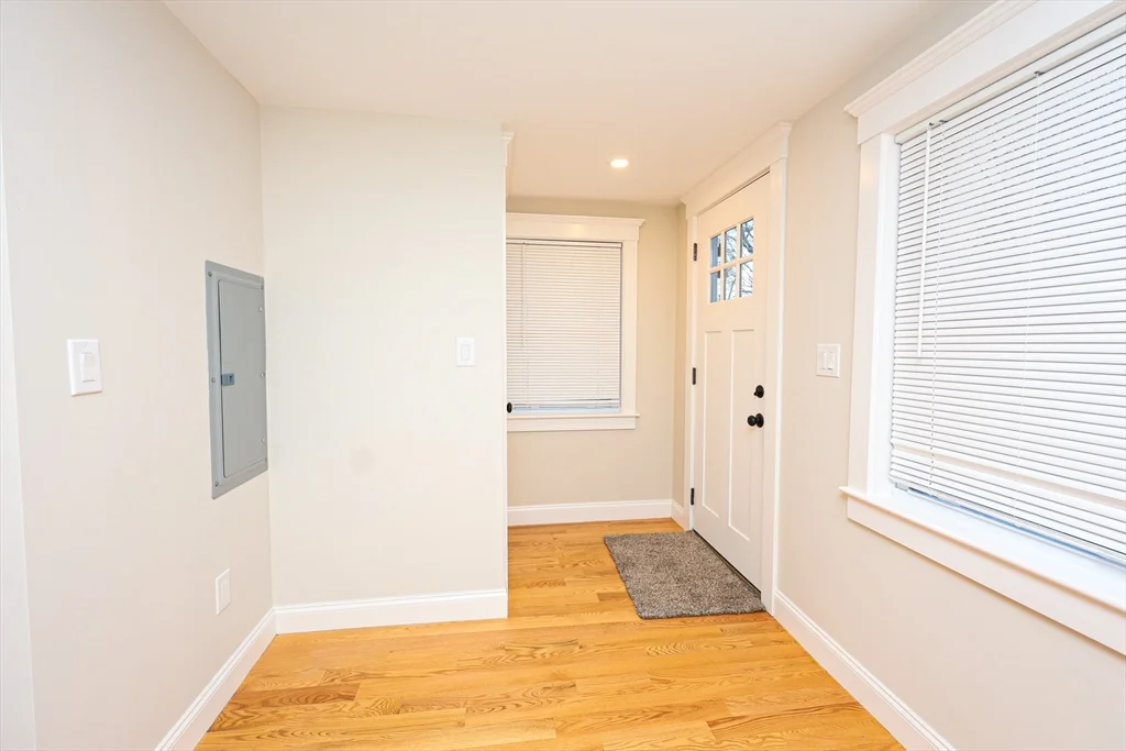 3 bed, 1 bath apartment for rent at 85 Oak St Unit 85, Randolph — photo 19 of 26