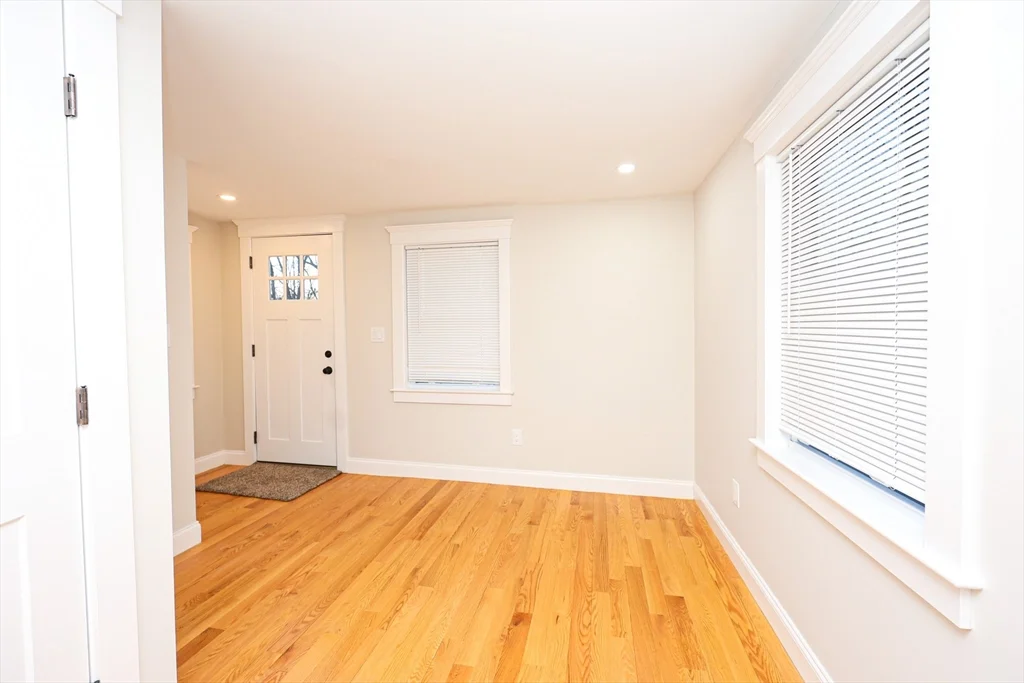3 bed, 1 bath apartment for rent at 85 Oak St Unit 85, Randolph — photo 17 of 26