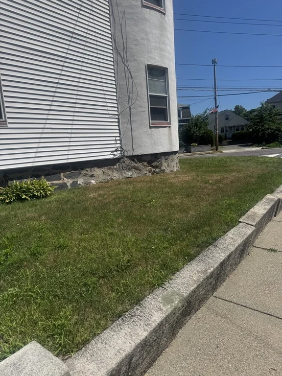 1 bed, 1 bath apartment for rent at 85 Oliver Unit 1, Malden — photo 17 of 18