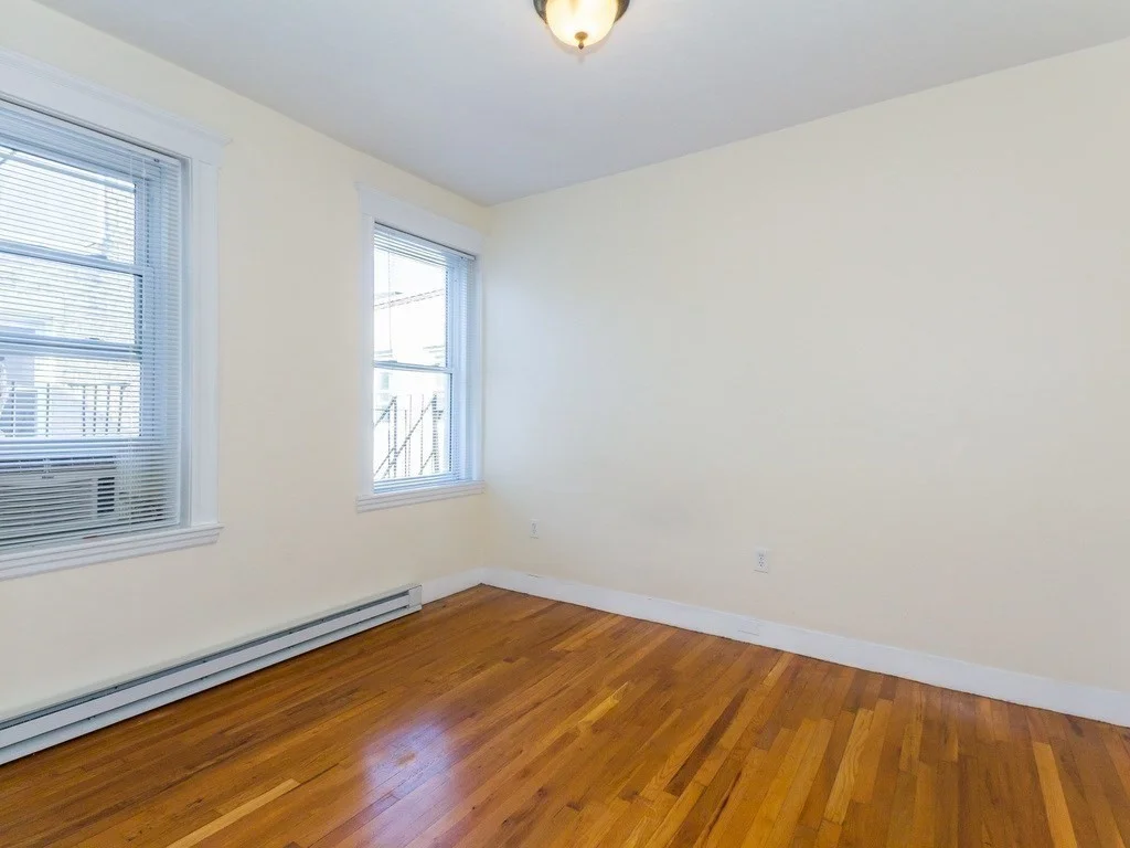 1 bed, 1 bath apartment for rent at 85 Park Dr Unit 19, Fenway — photo 9 of 12