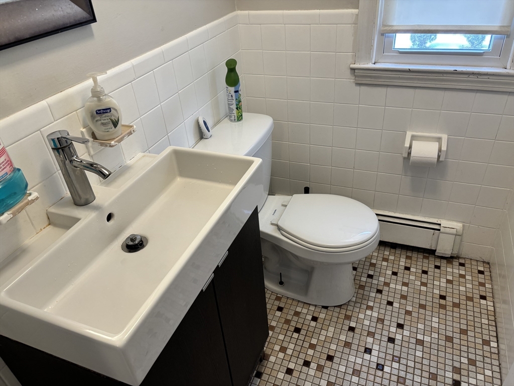 3 bed, 1 bath apartment for rent at 85 Park St Unit 85, Mansfield — photo 16 of 24