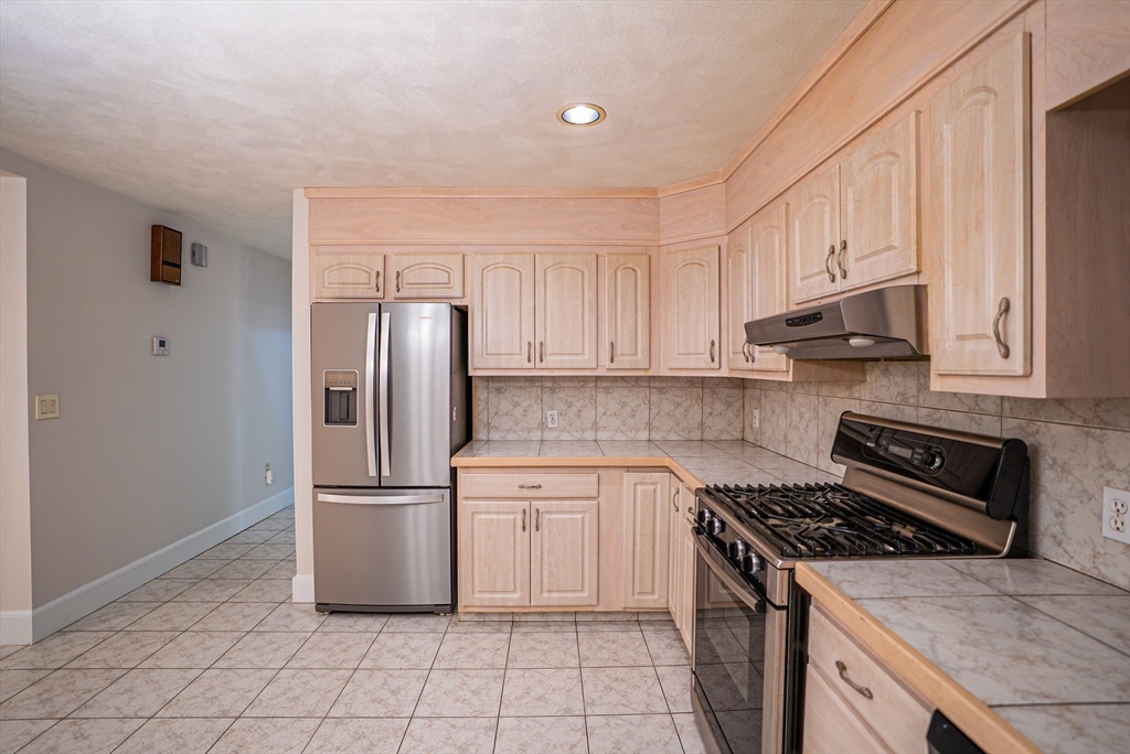 2 bed, 1 bath apartment for rent at 85 Partridge Ave Unit 1, Somerville — photo 6 of 25
