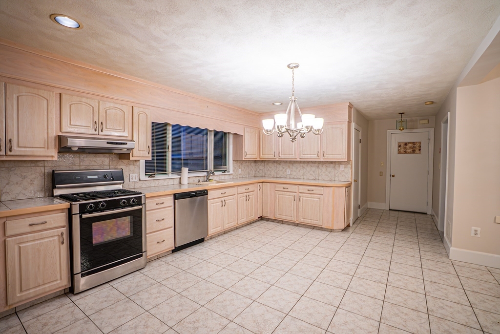 2 bed, 1 bath apartment for rent at 85 Partridge Ave Unit 1, Somerville — photo 5 of 25