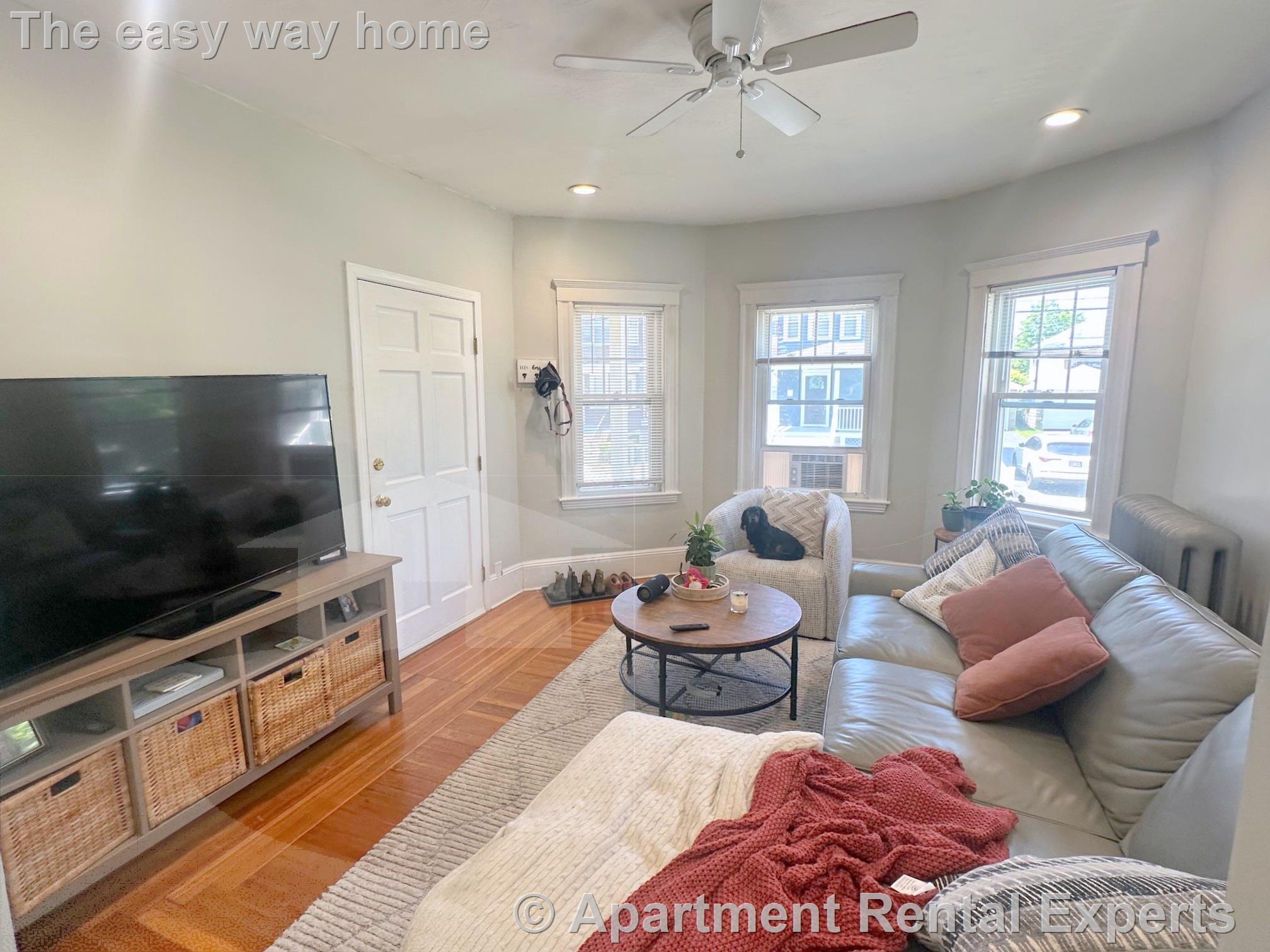 2 bed, 1 bath apartment for rent at 85 Pinkert St Unit 1, Medford Square — photo 4 of 11
