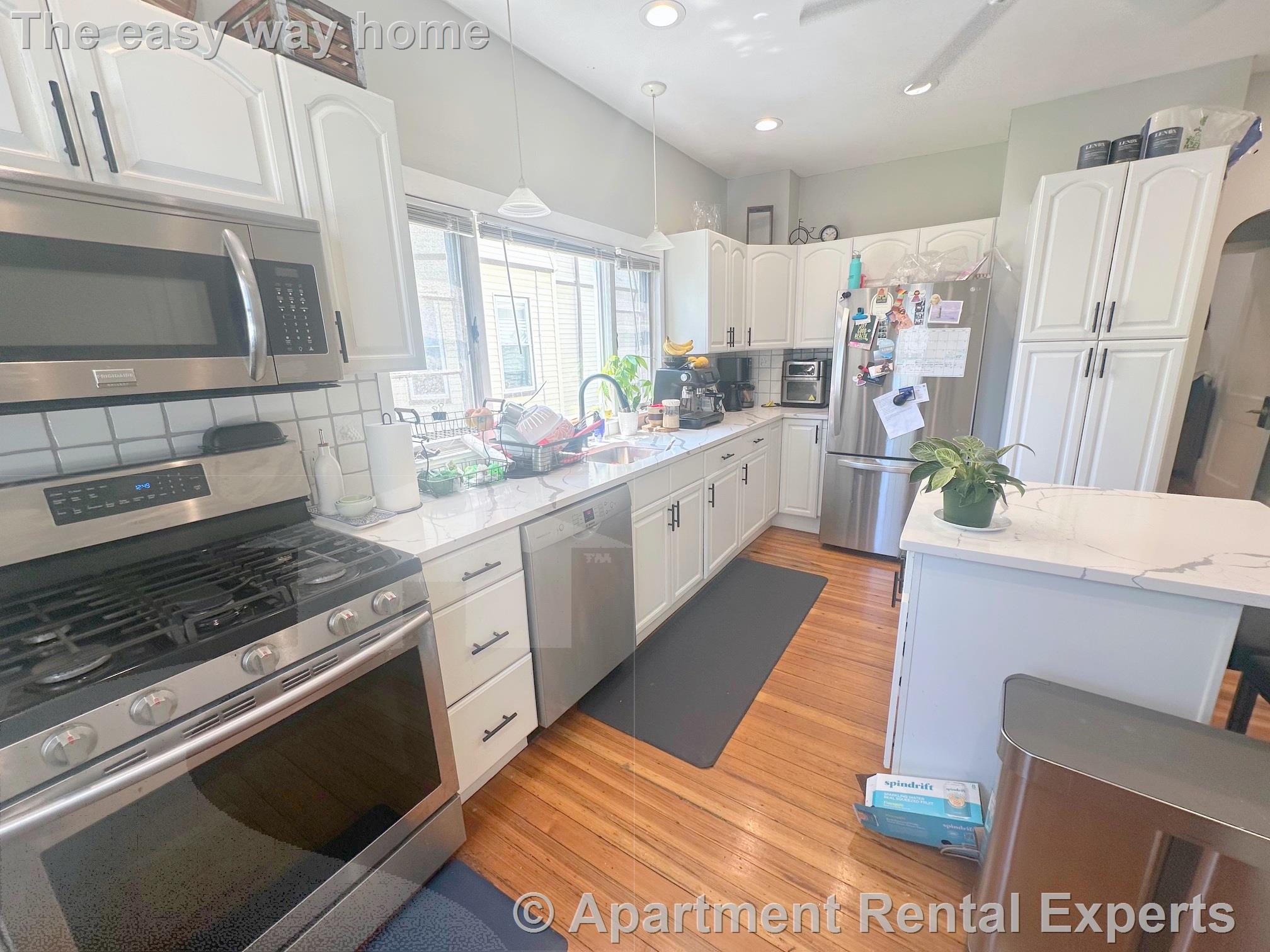 2 bed, 1 bath apartment for rent at 85 Pinkert St Unit 1, Medford Square — photo 1 of 11