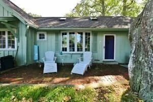 3 bed, 1 bath apartment for rent at 85 Presidents Rd Unit WINTER, Braintree Highlands — photo 2 of 24
