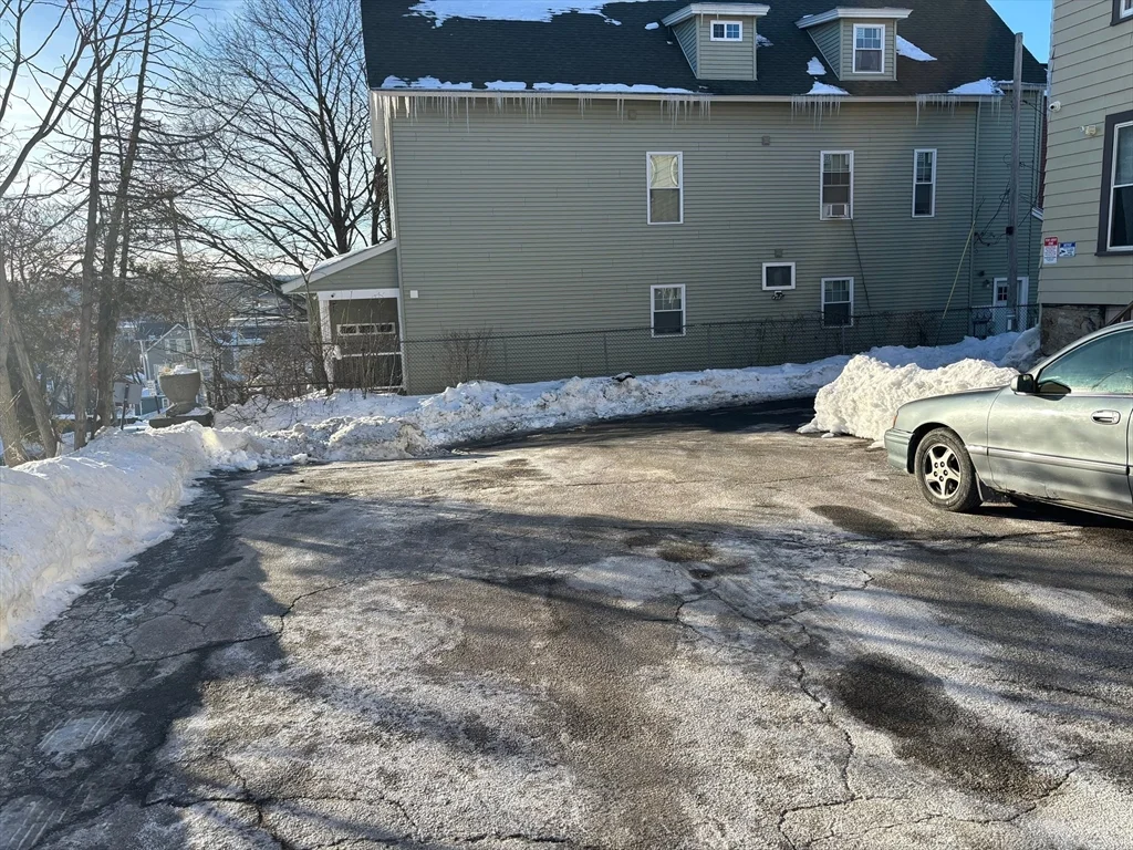 1 bed, 1 bath apartment for rent at 85 Prospect St Unit 1C, Worcester — photo 4 of 22