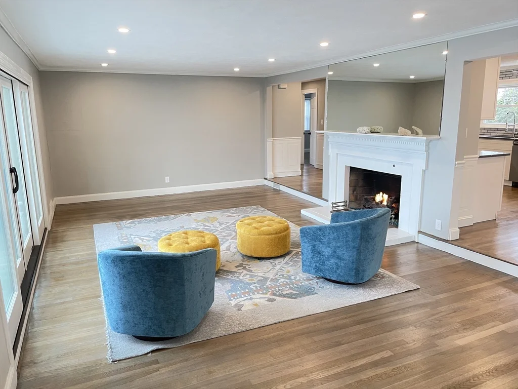 4 bed, 3 bath apartment for rent at 85 Regatta Rd, North Weymouth — photo 4 of 23