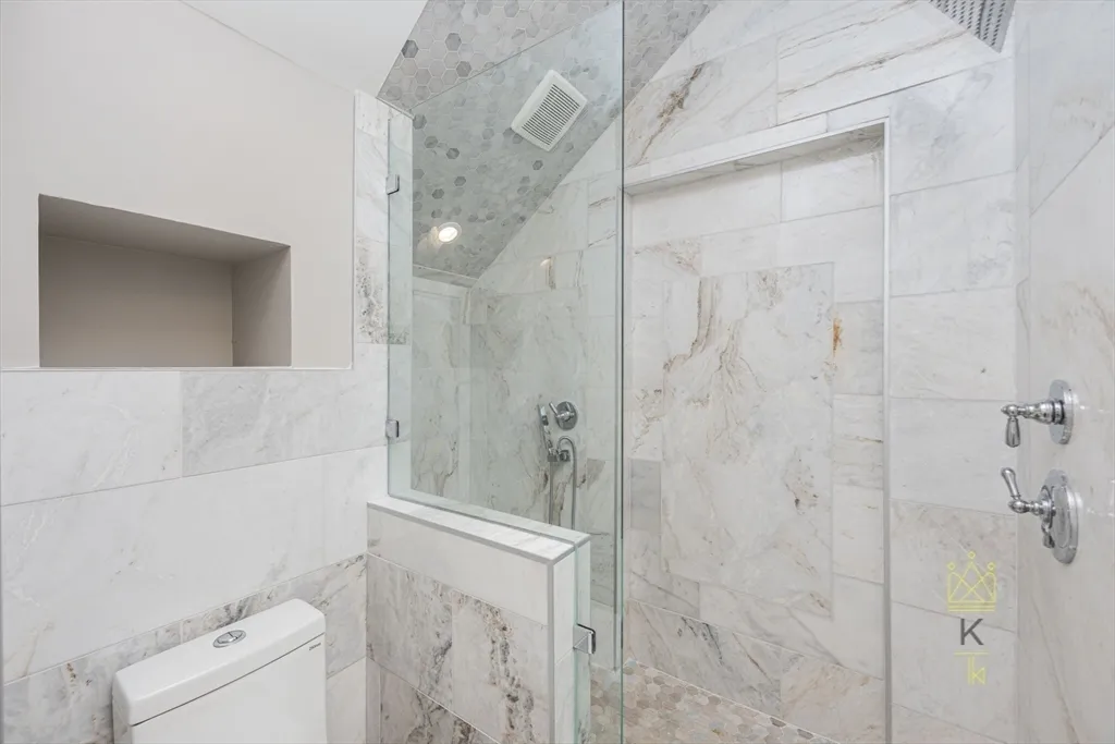 3 bed, 3 bath apartment for rent at 85 Regent St Unit 1, Roxbury — photo 27 of 33