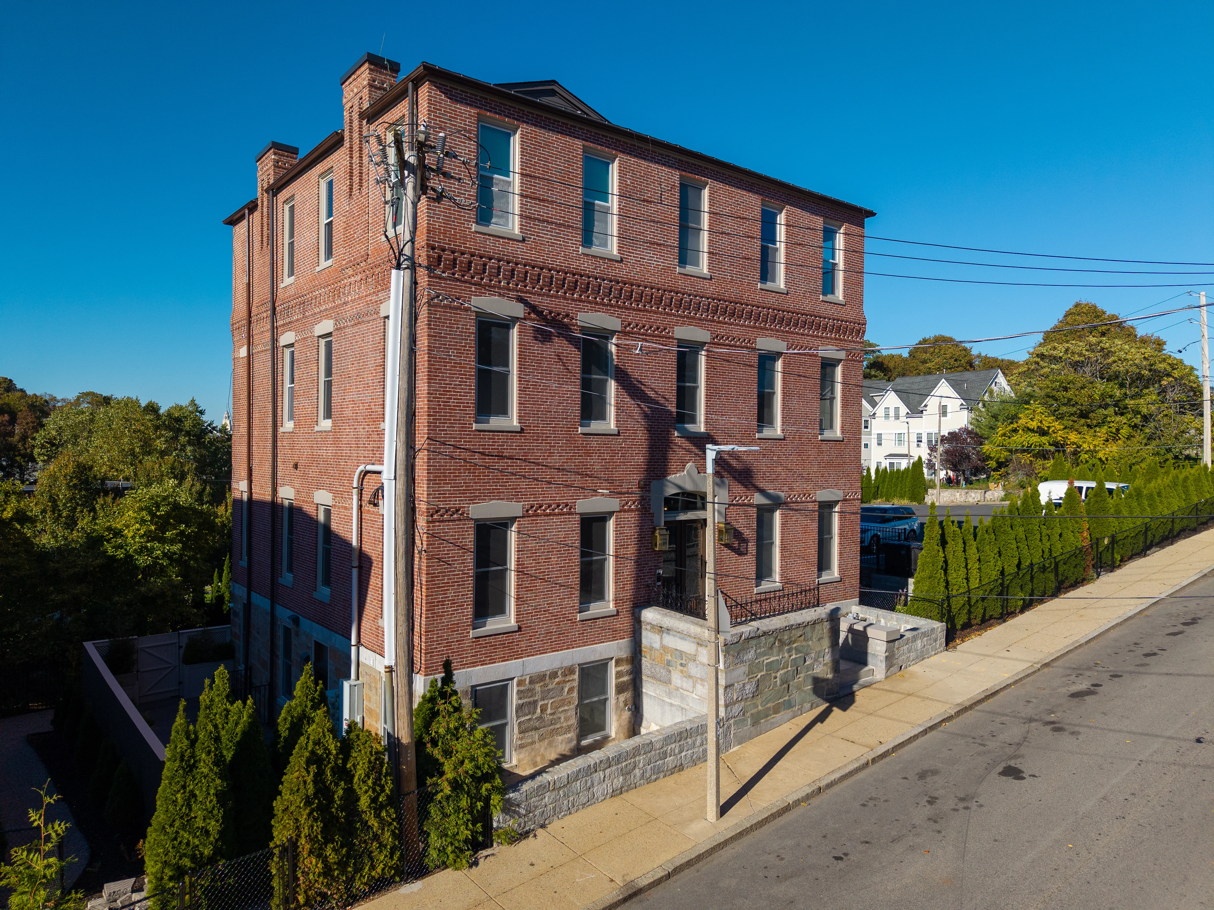 1 bed, 1 bath apartment for rent at 85 Regent St Unit 4, Roxbury — photo 6 of 7