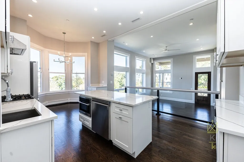 2 bed, 2 bath apartment for rent at 85 Regent St Unit 7, Roxbury — photo 1 of 22