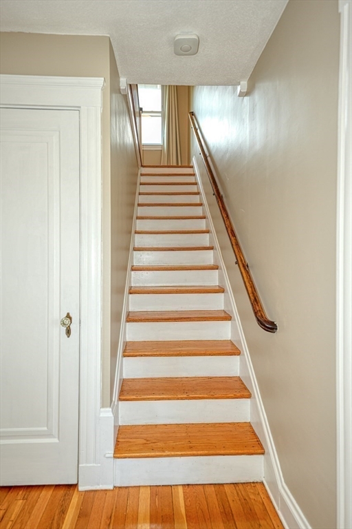 3 bed, 2 bath apartment for rent at 85 Roosevelt Rd, Medford — photo 17 of 36