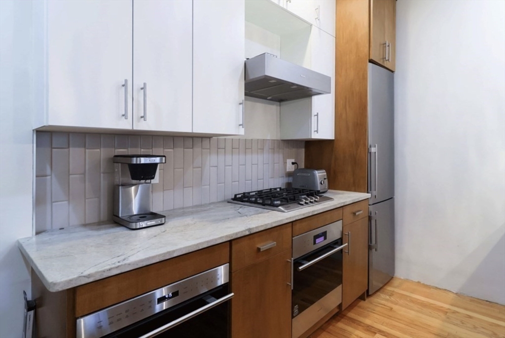 2 bed, 1 bath apartment for rent at 85 Saint Botolph St Unit 2, Back Bay — photo 4 of 12