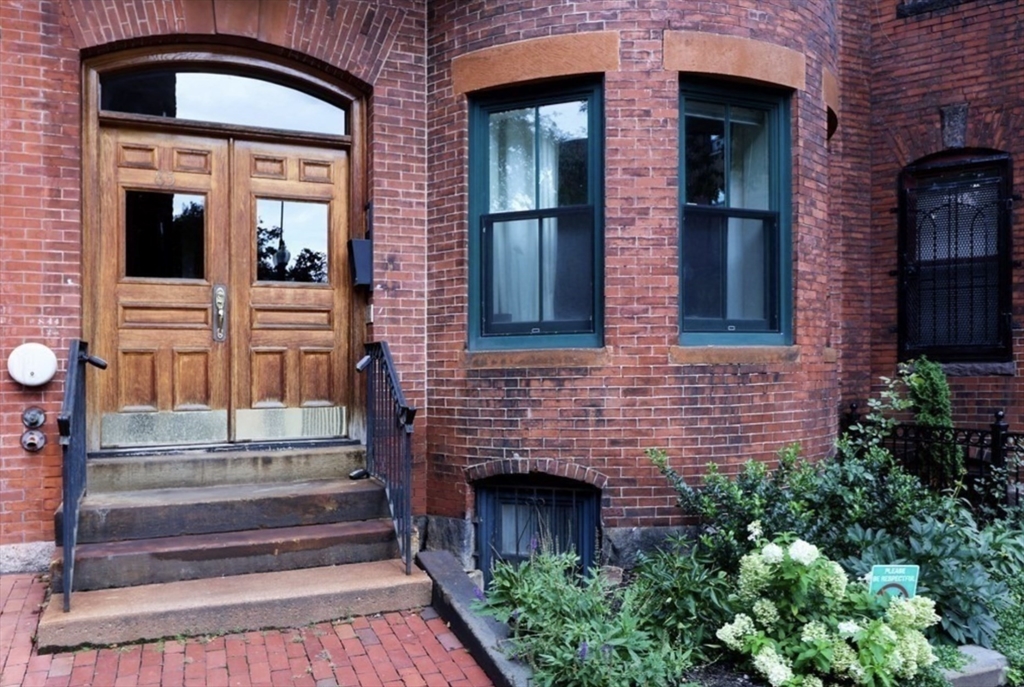 2 bed, 1 bath apartment for rent at 85 Saint Botolph St Unit 2, Back Bay — photo 12 of 12