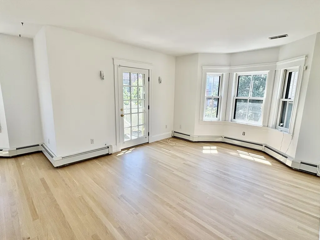 1 bed, 1 bath apartment for rent at 85 Sherman Unit 7, Neighborhood Nine — photo 6 of 12