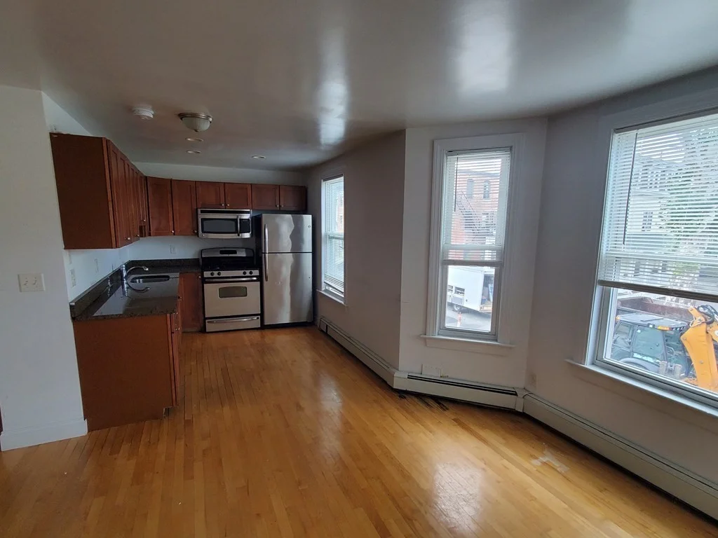 2 bed, 1 bath apartment for rent at 85 Stoughton St Unit 4, Dorchester — photo 2 of 16