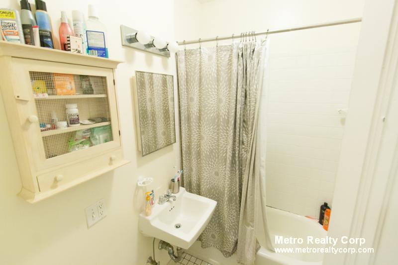 1 bed, 1 bath apartment for rent at 85 Strathmore Rd Unit 1, Brighton — photo 9 of 13