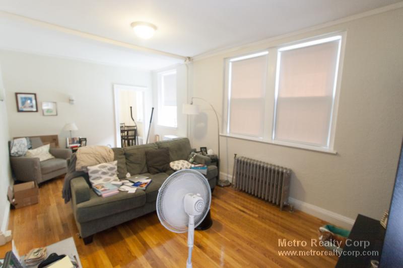 1 bed, 1 bath apartment for rent at 85 Strathmore Rd Unit 1, Brighton — photo 3 of 13