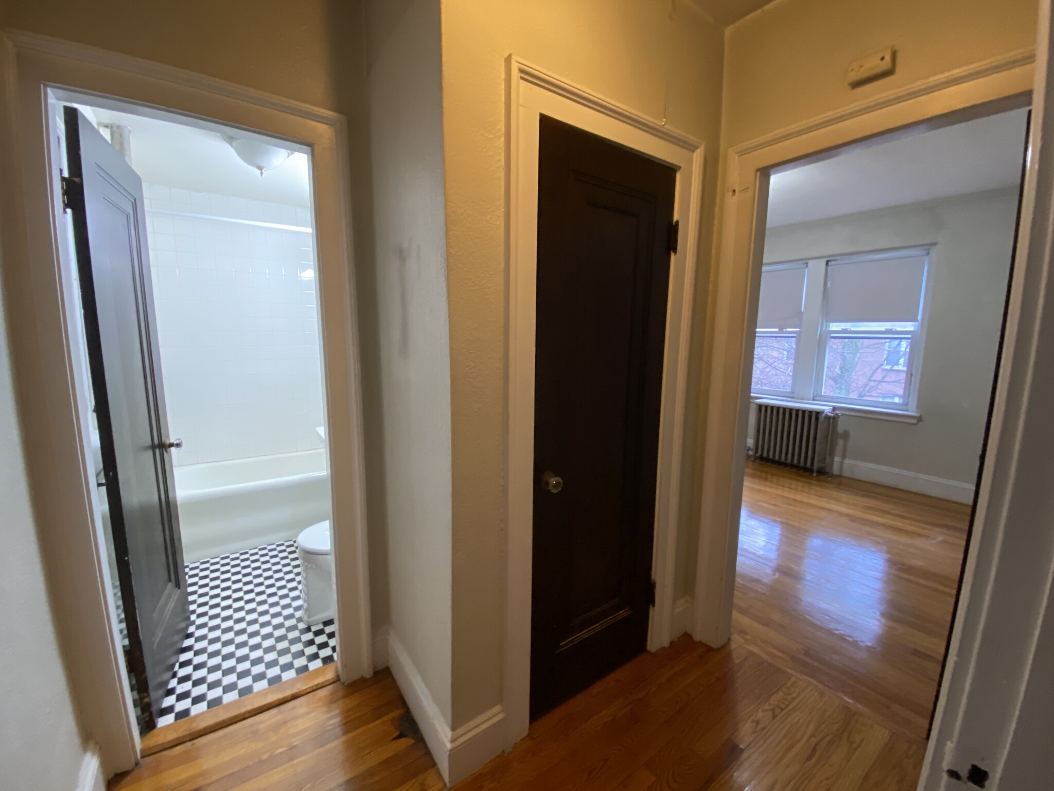 1 bed, 1 bath apartment for rent at 85 Strathmore Rd Unit 27, Brighton — photo 12 of 16