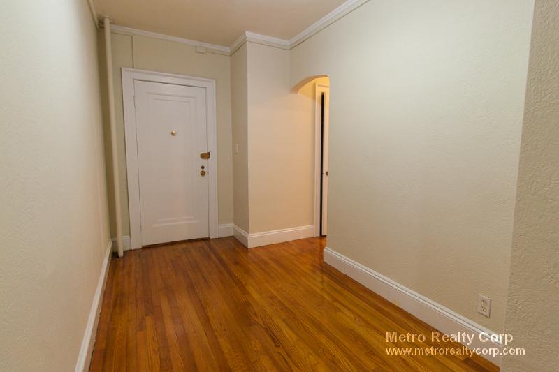 1 bed, 1 bath apartment for rent at 85 Strathmore Unit 25, Brighton
