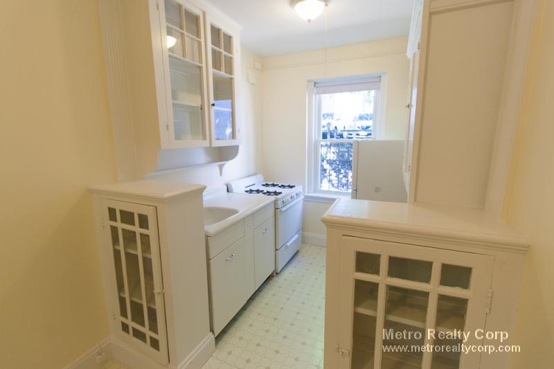 1 bed, 1 bath apartment for rent at 85 Strathmore Unit 25, Brighton — photo 3 of 14