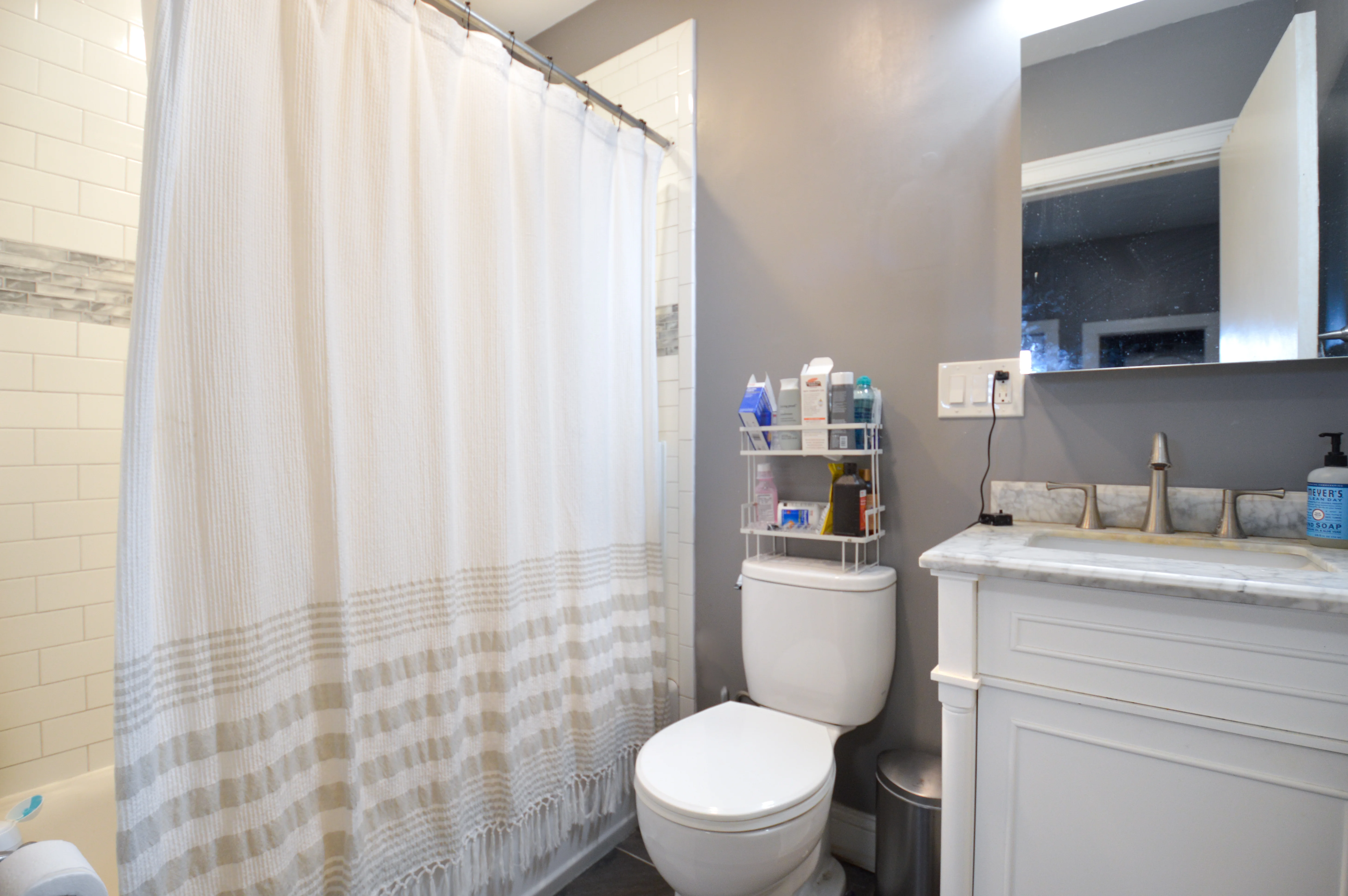 4 bed, 2 bath apartment for rent at 85 Surrey St Unit 1, Brighton — photo 16 of 18