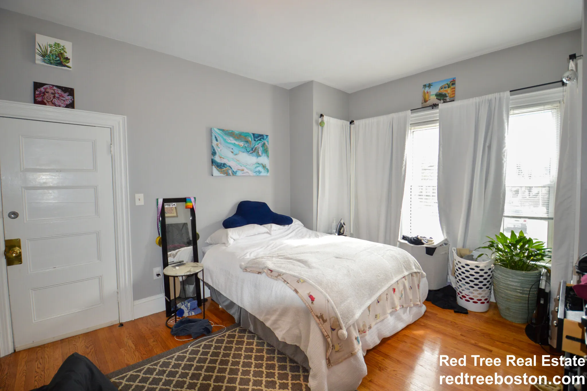 4 bed, 2 bath apartment for rent at 85 Surrey St Unit 1, Brighton — photo 6 of 12