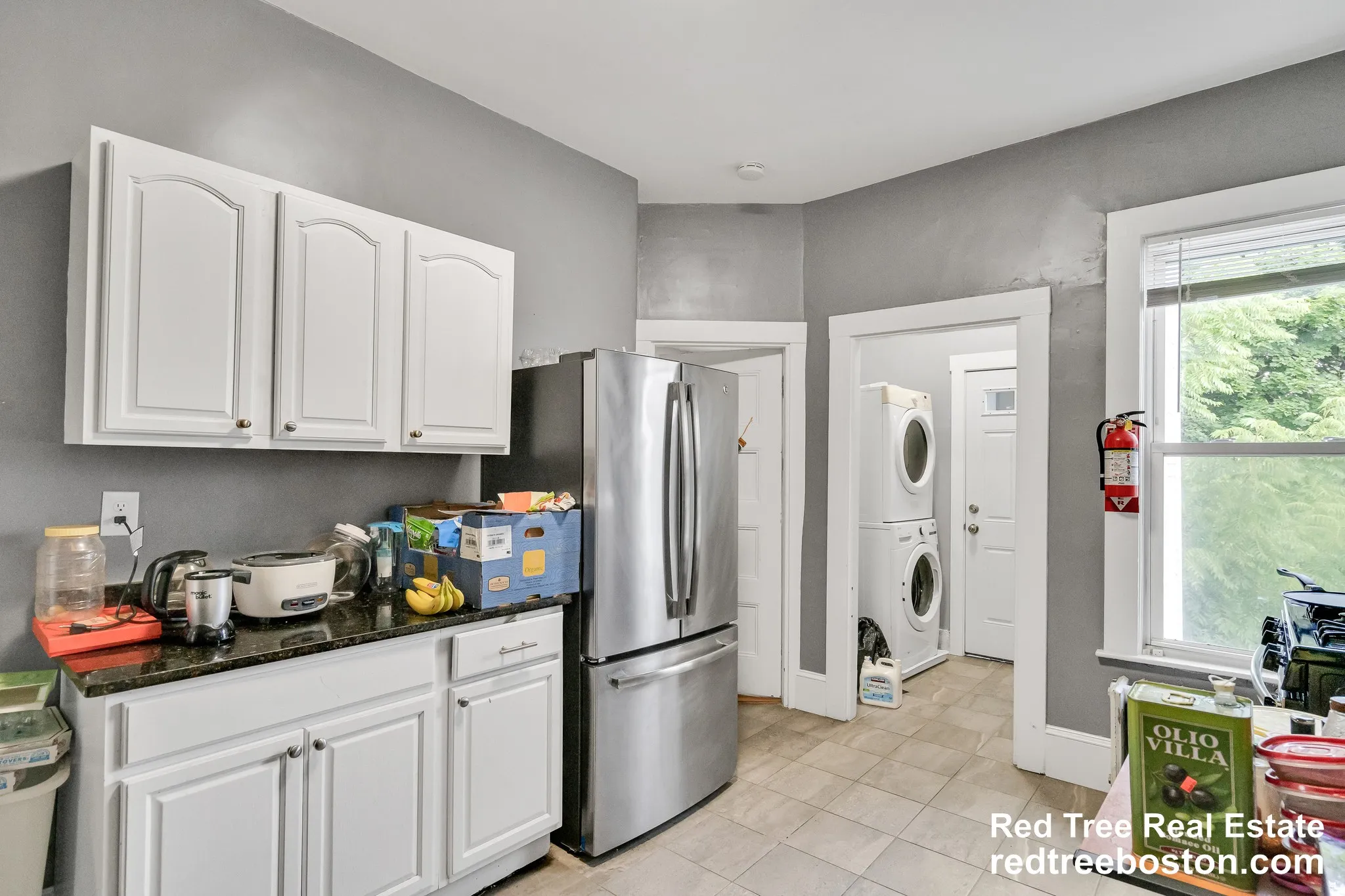 4 bed, 2 bath apartment for rent at 85 Surrey St Unit 2, Brighton — photo 3 of 17