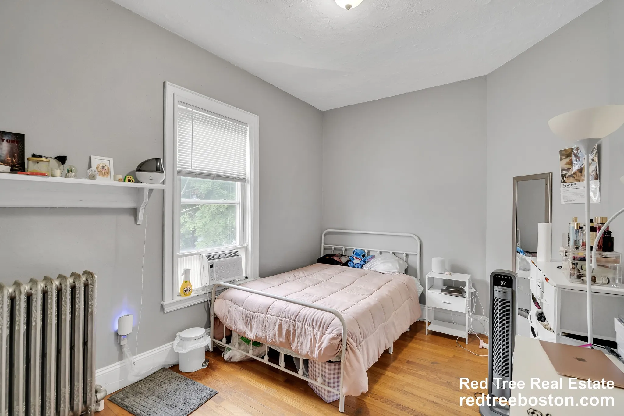 4 bed, 2 bath apartment for rent at 85 Surrey St Unit 2, Brighton — photo 7 of 17