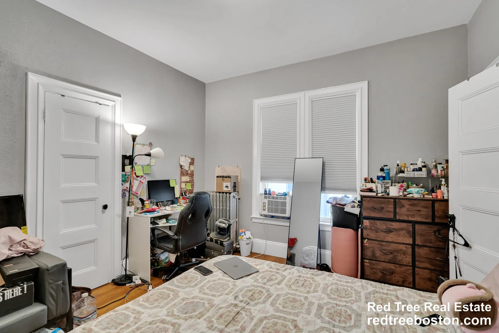 4 bed, 2 bath apartment for rent at 85 Surrey St Unit 2, Brighton — photo 14 of 17