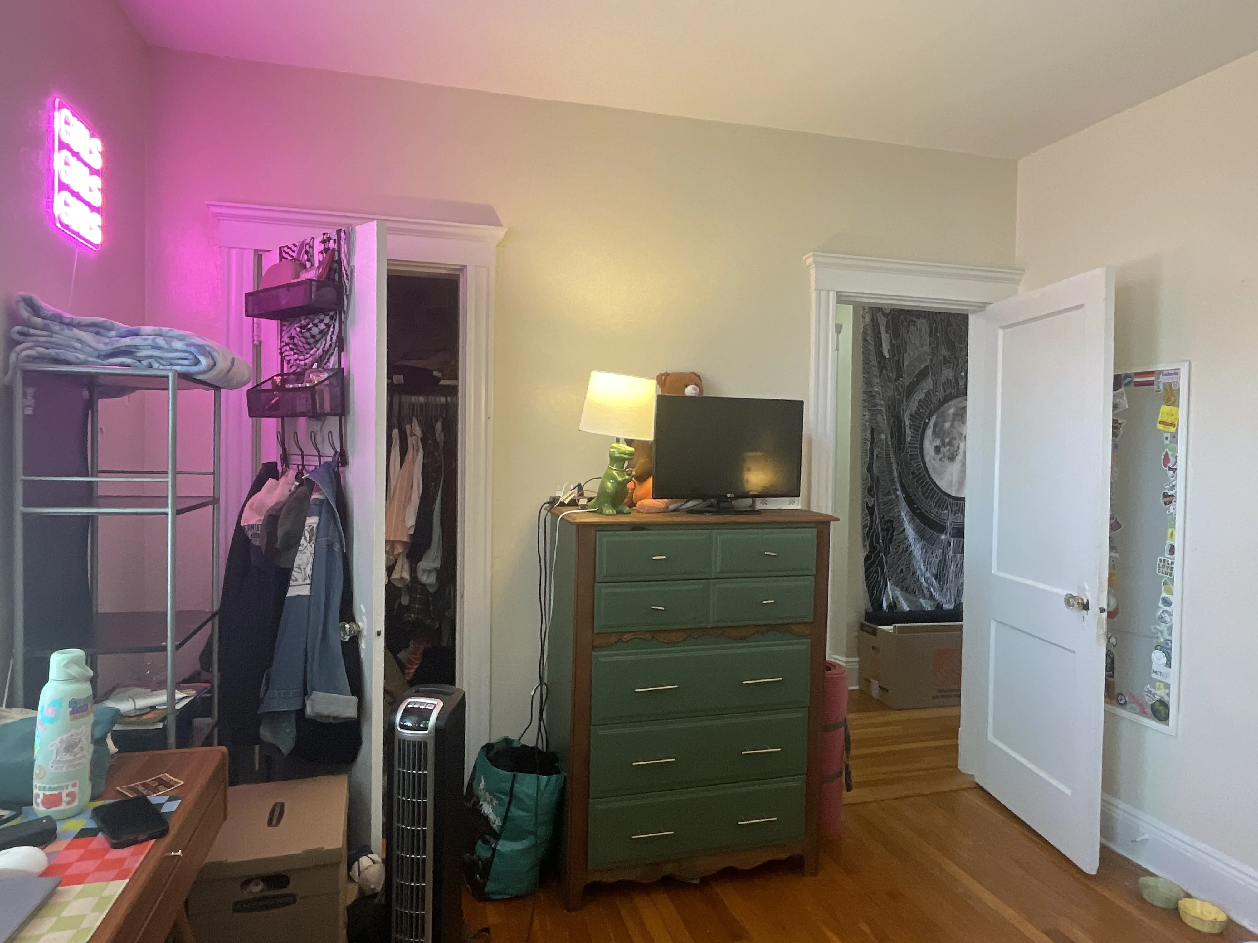 2 bed, 1 bath apartment for rent at 85 Sutherland Rd Unit 11, Brighton — photo 9 of 13