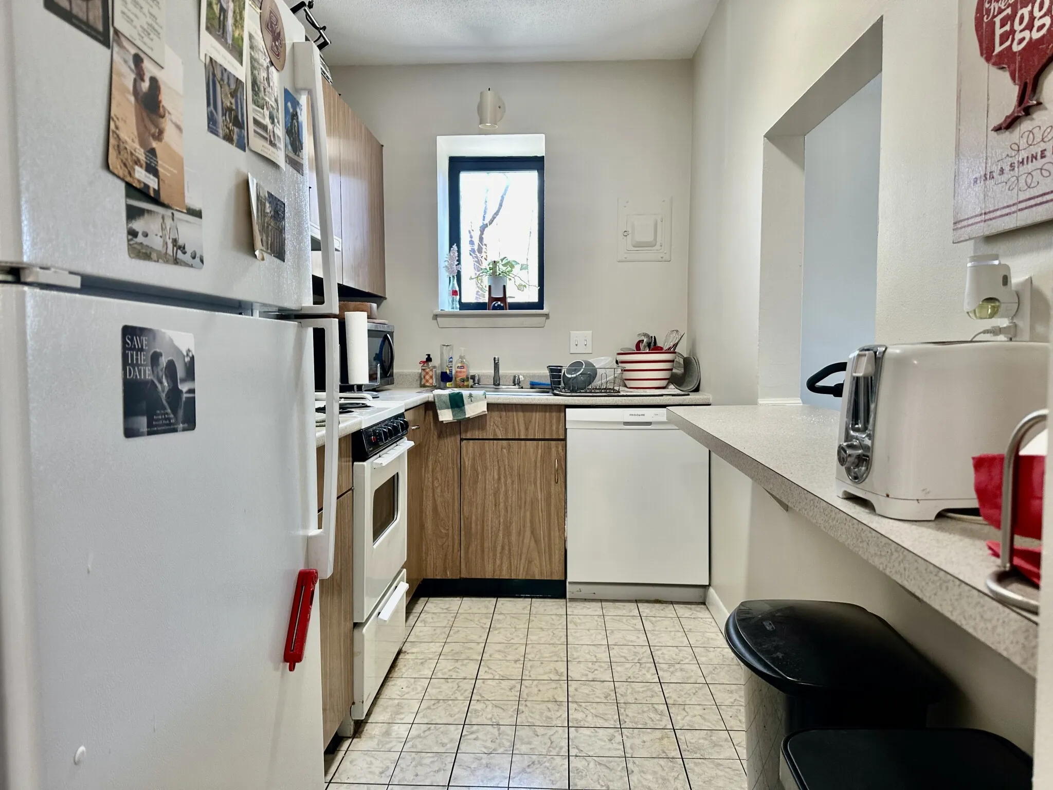 2 bed, 1 bath apartment for rent at 85 Sutherland Rd Unit 25, Brighton — photo 4 of 23