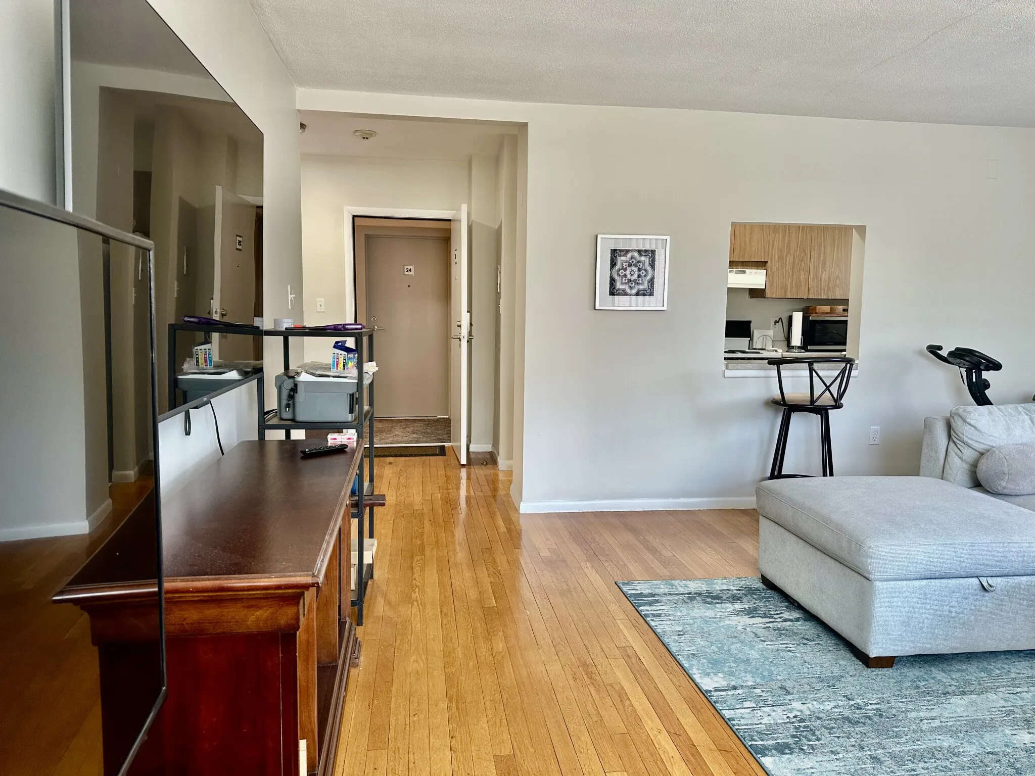 2 bed, 1 bath apartment for rent at 85 Sutherland Rd Unit 25, Brighton — photo 6 of 23