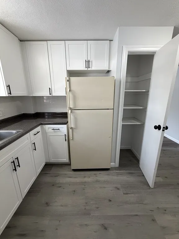 1 bed, 1 bath apartment for rent at 85 Trapelo Rd Unit 40, North Waltham — photo 2 of 15