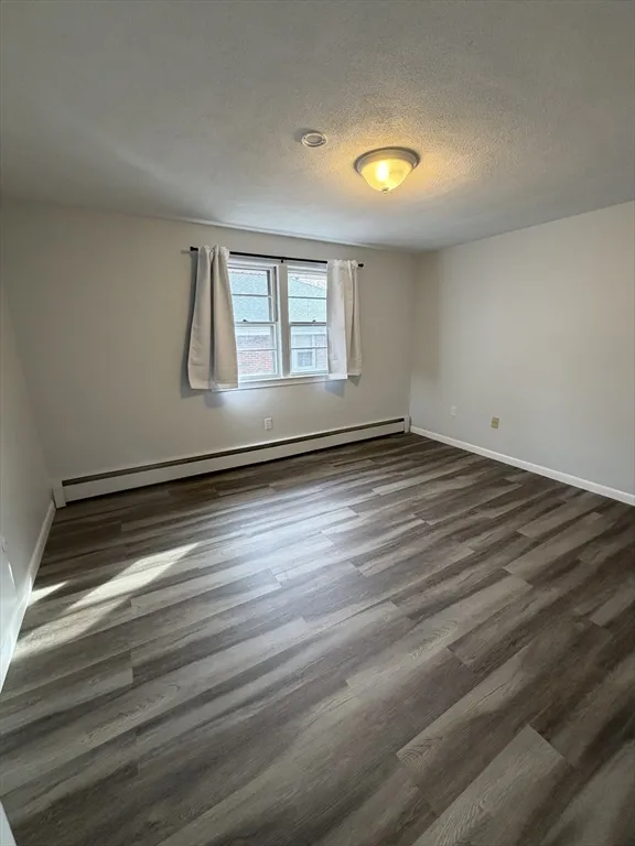 1 bed, 1 bath apartment for rent at 85 Trapelo Rd Unit 40, North Waltham — photo 4 of 15